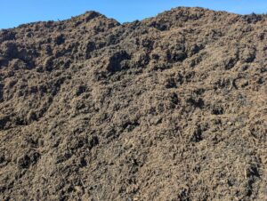 Black Shredded Mulch